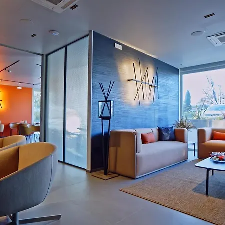 Cristal Hotel
