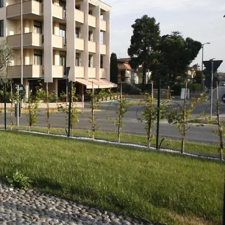 Cristal 3* Σιρμιόνε