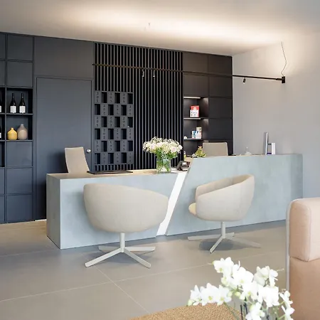 Cristal Hotel