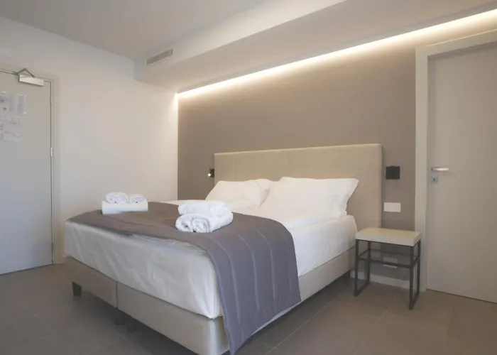 Hotel Cristal 3*