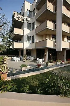 Cristal Hotel Sirmione