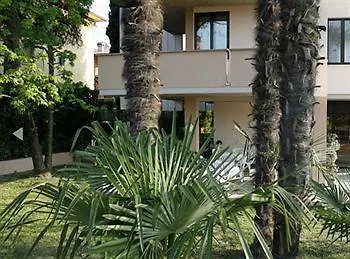 Cristal 3* סירמיונה